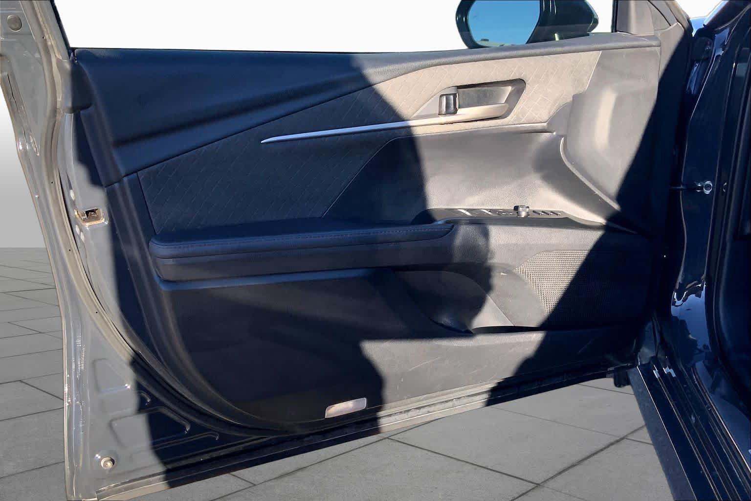 Used 2025 Toyota Camry XLE w/ Premium Package FWD image 22