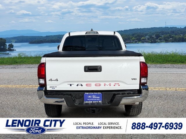 Used 2021 Toyota Tacoma SR5 AWD/4WD image 12
