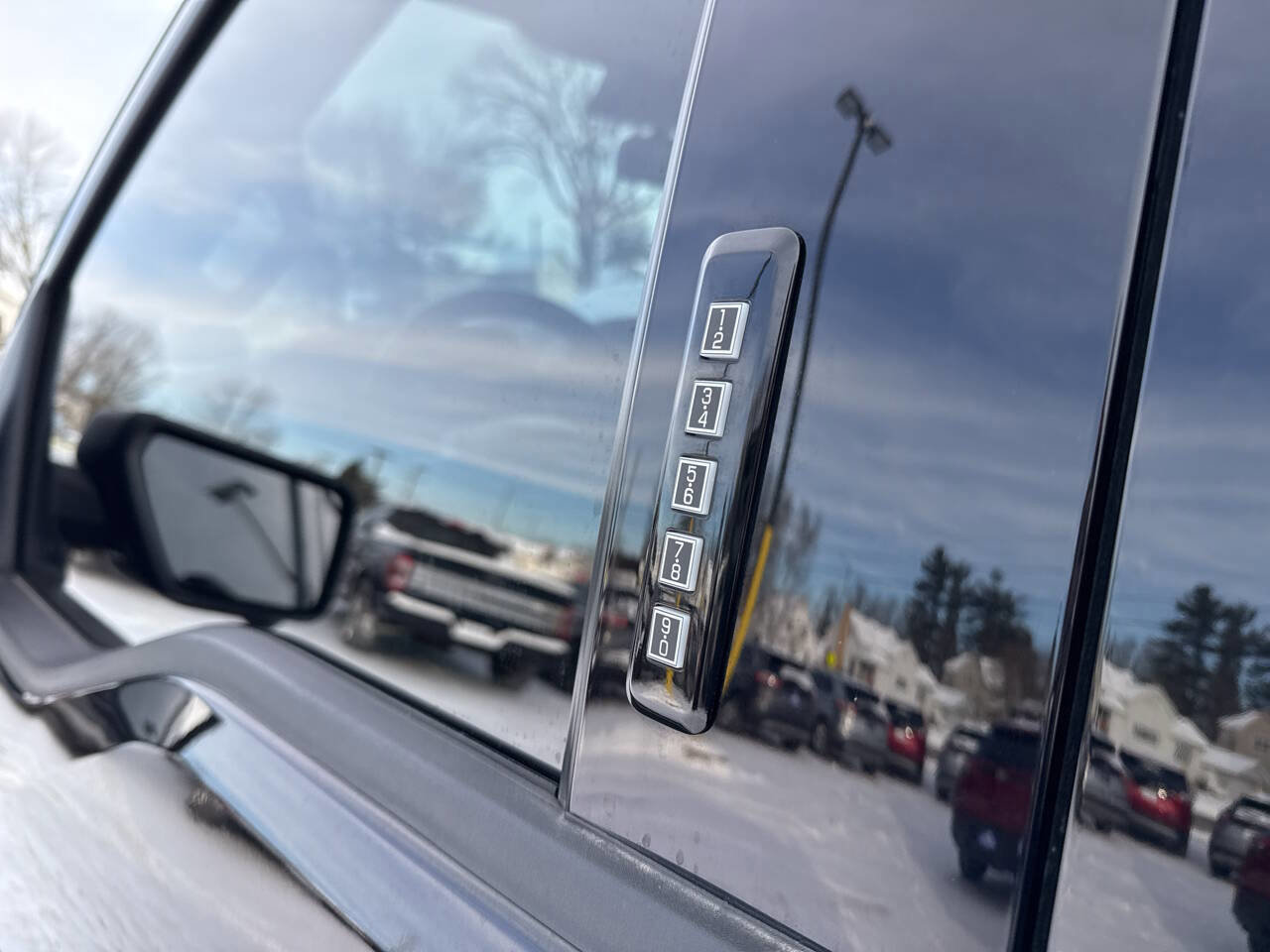 Certified 2022 Ford F150 XLT w/ Equipment Group 302A High image 26