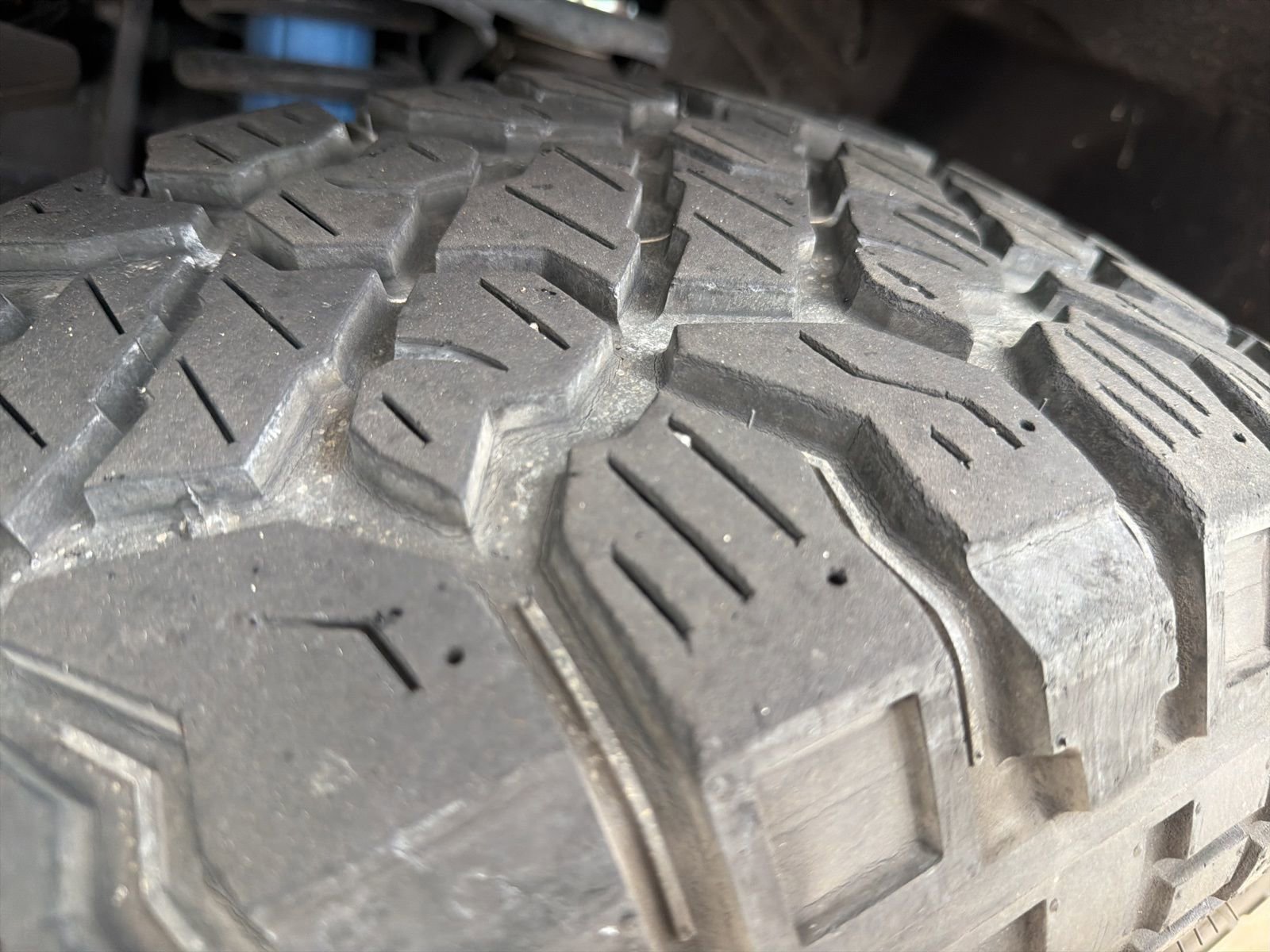 Used 2025 Toyota Tacoma TRD Off-Road image 15