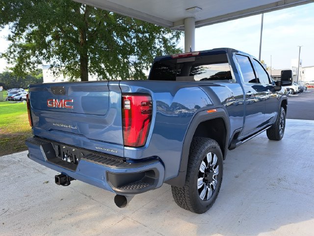 Used 2025 GMC Sierra 2500 Denali w/ Max Trailering Package AWD/4WD image 8