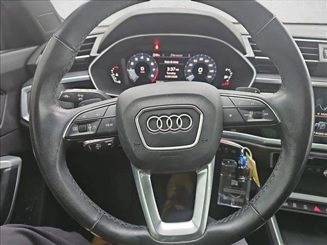 Used 2022 Audi Q3 2.0T Premium Plus w/ Premium Plus Package image 13