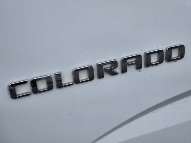 Used 2018 Chevrolet Colorado W/T image 12
