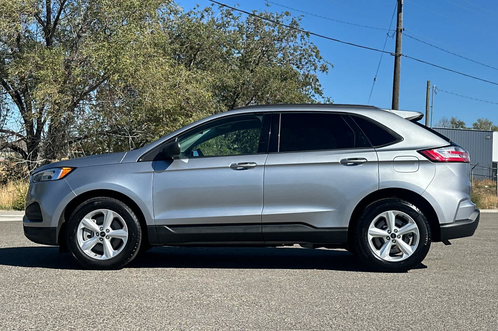 Certified 2024 Ford Edge SE AWD/4WD image 5
