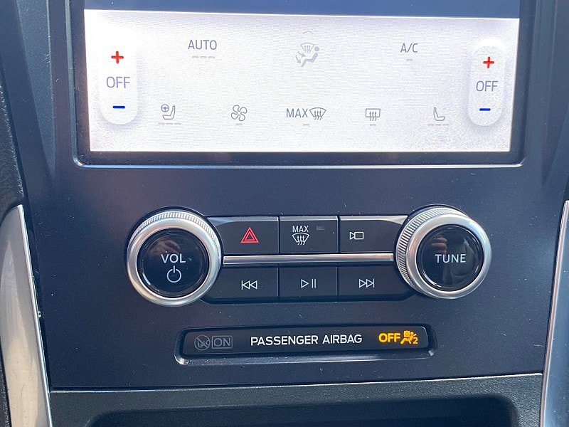 Certified 2023 Ford Edge Titanium AWD/4WD image 47