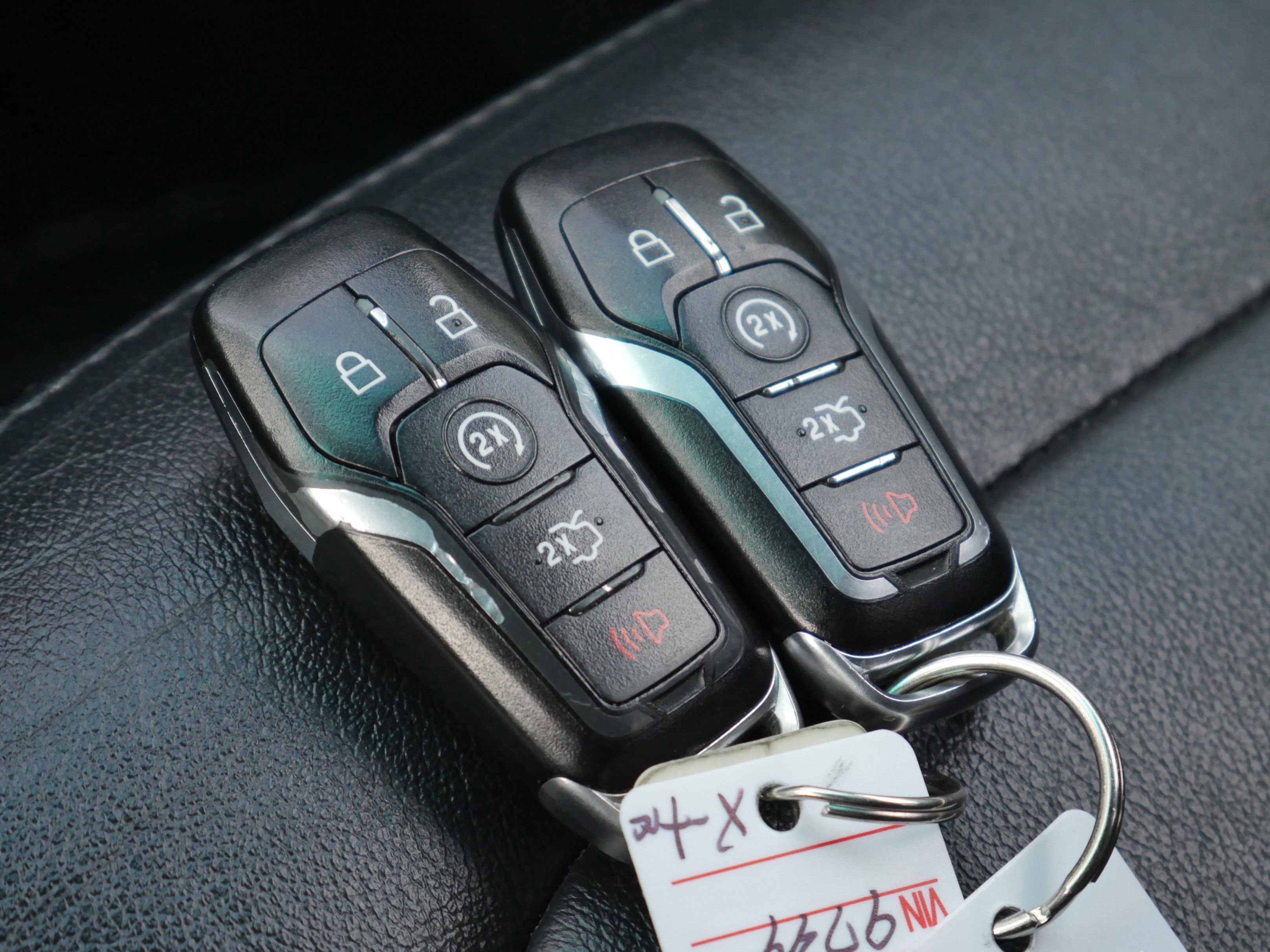 Certified 2017 Ford Explorer XLT w/ Equipment Group 202A image 34