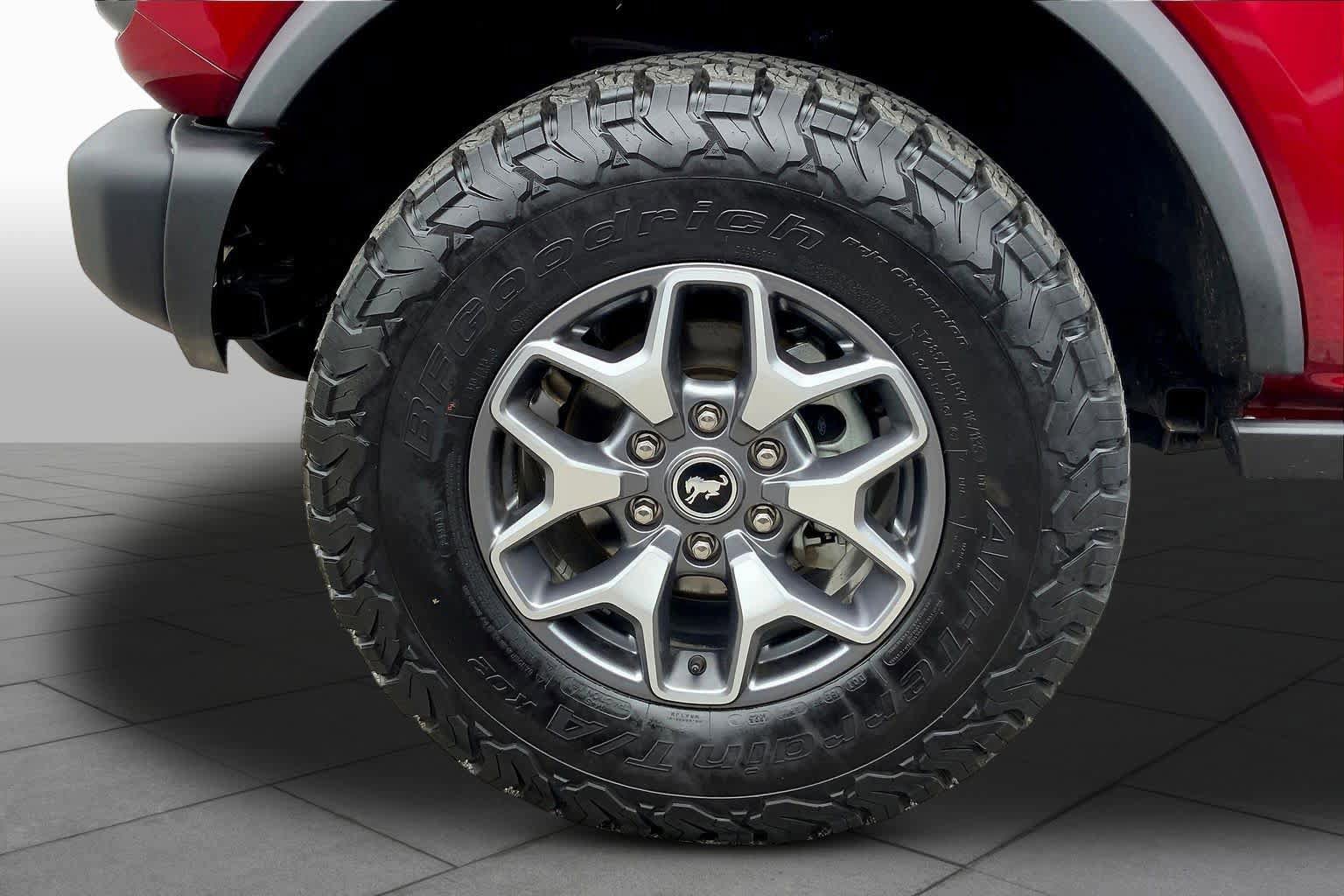 Certified 2025 Ford Bronco Badlands AWD/4WD image 11