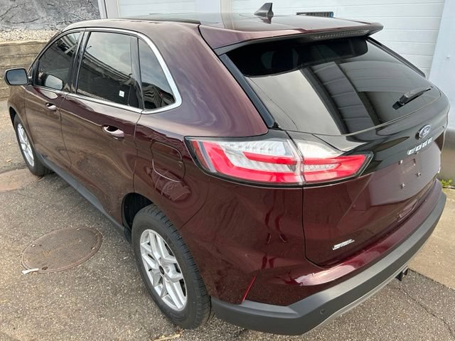 Certified 2024 Ford Edge SEL w/ Convenience Package AWD/4WD image 4