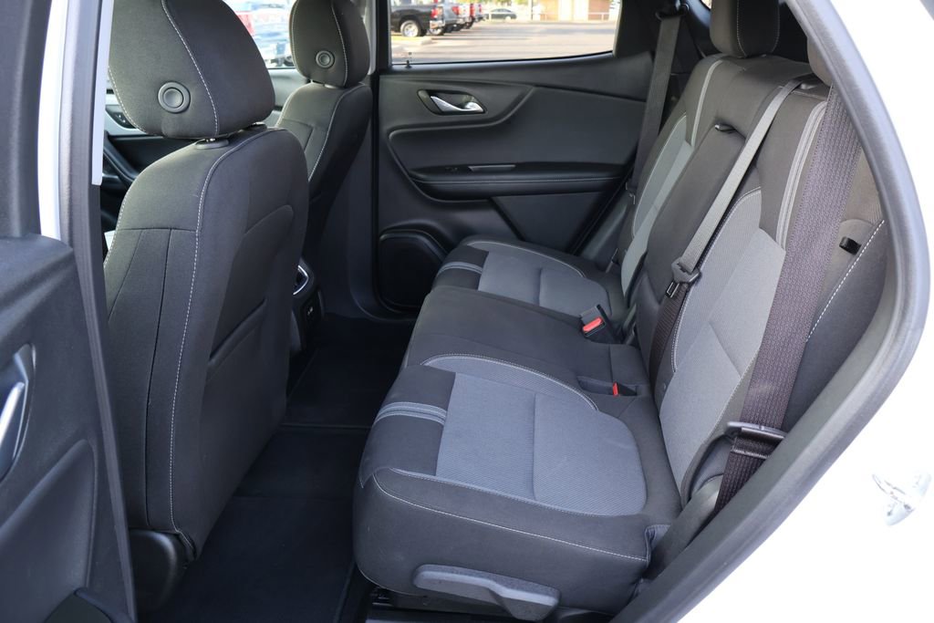 Used 2025 Chevrolet Blazer LT AWD/4WD image 26