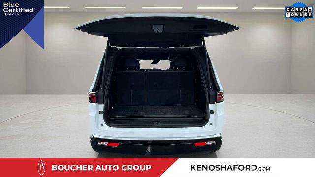 Used 2023 Jeep Wagoneer 4WD w/ Premium Group I image 9