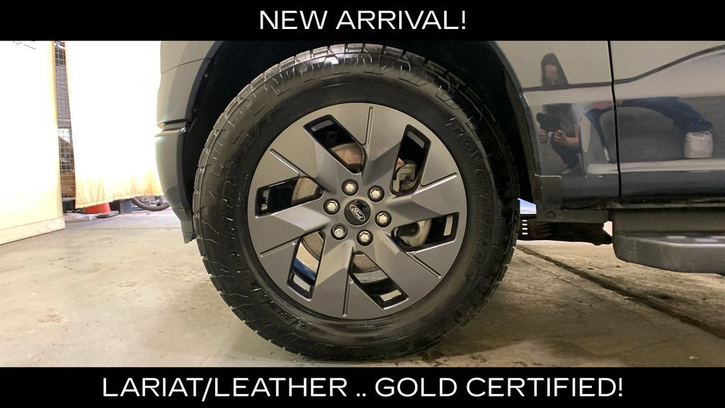 Certified 2022 Ford F150 Lightning Lariat AWD/4WD image 47