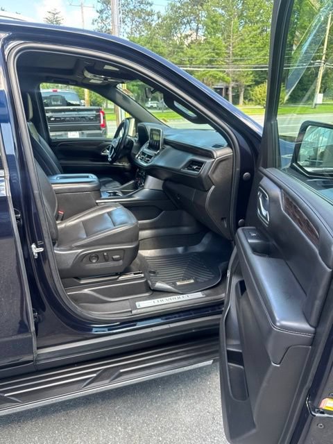 Used 2021 Chevrolet Suburban LT w/ Rear Media and Nav Package AWD/4WD image 19