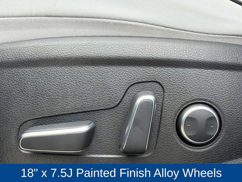 Used 2025 Hyundai Palisade SEL FWD image 15