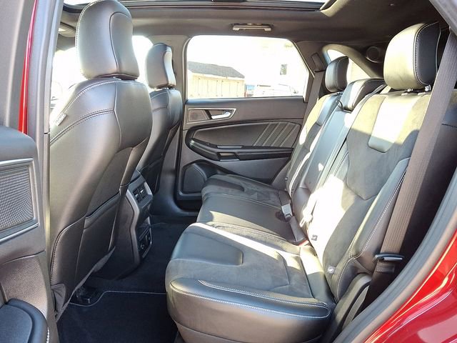 Certified 2022 Ford Edge ST w/ Equipment Group 401A image 11