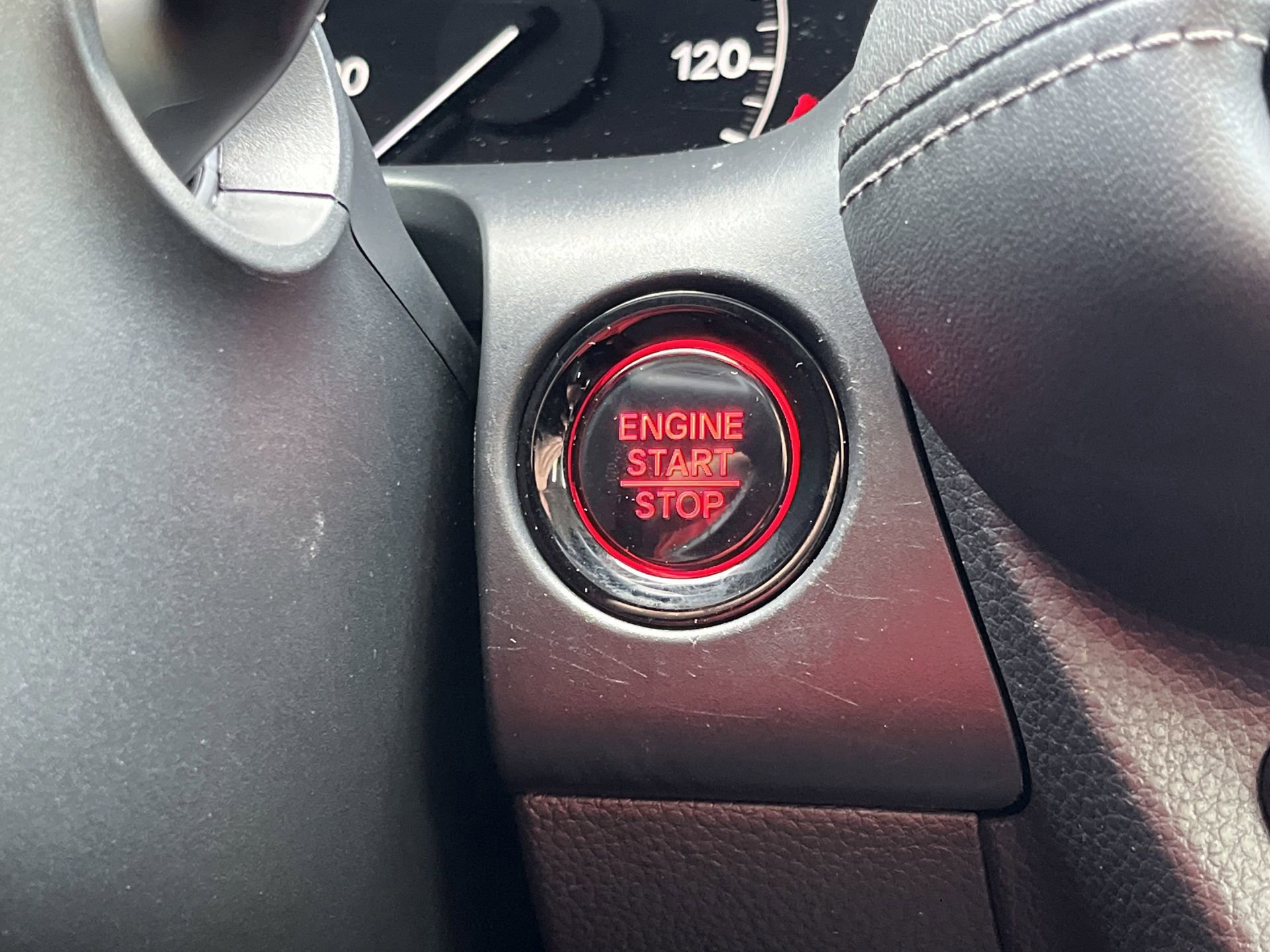 Used 2023 Honda HR-V EX-L image 16