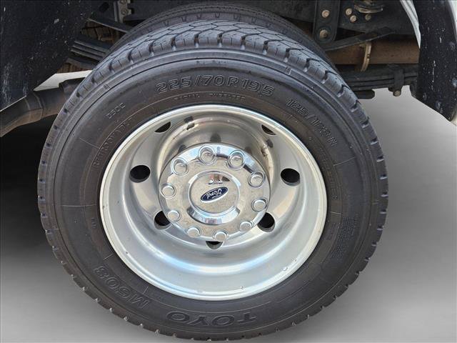 Certified 2022 Ford F450 Platinum w/ FX4 Off-Road Package AWD/4WD image 15