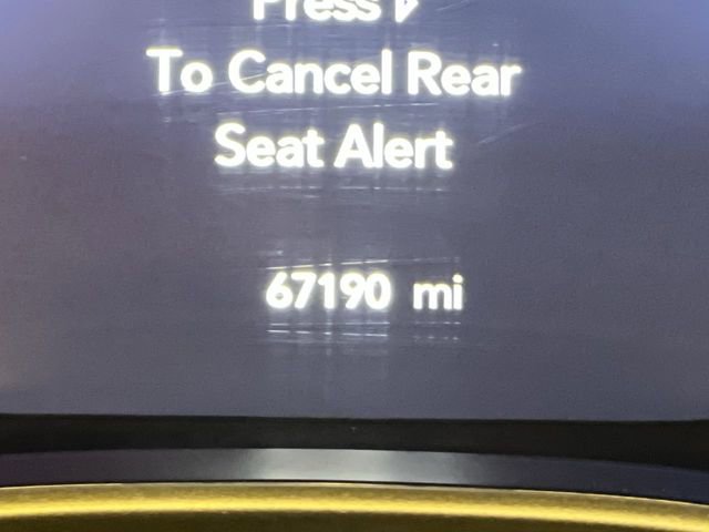 Used 2024 Chrysler Pacifica Touring-L FWD image 17