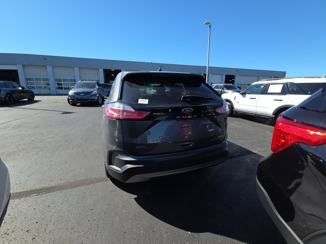 Certified 2023 Ford Edge SEL AWD/4WD image 4