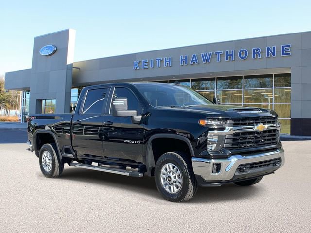 Used 2024 Chevrolet Silverado 2500 LT w/ Convenience Package image 1