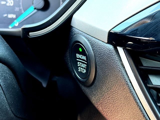 Certified 2020 Ford Escape SEL image 17