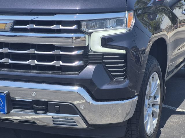 Used 2023 Chevrolet Silverado 1500 LTZ w/ LTZ Premium Package AWD/4WD image 9