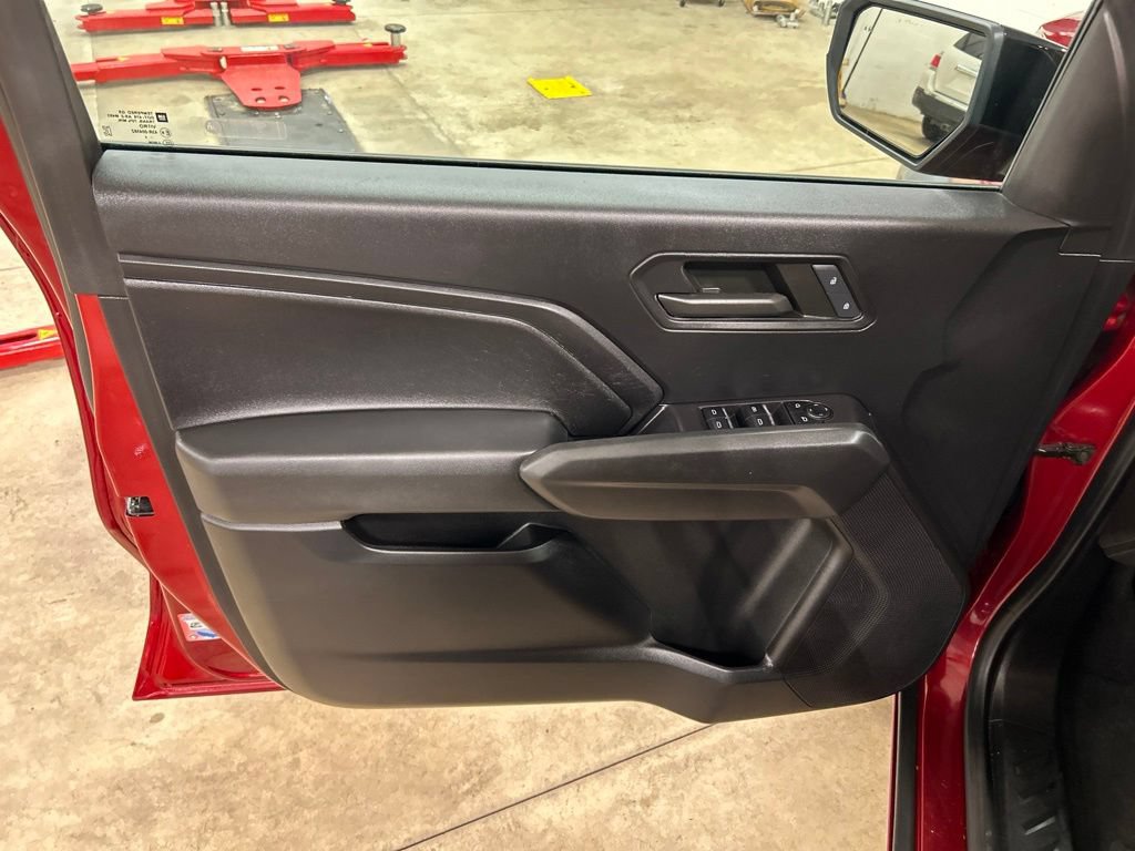 Used 2023 Chevrolet Colorado Trail Boss w/ Technology Package AWD/4WD image 15