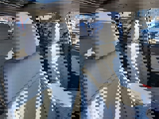 Used 2025 Hyundai Santa Fe Calligraphy w/ Tow & Go Package image 34