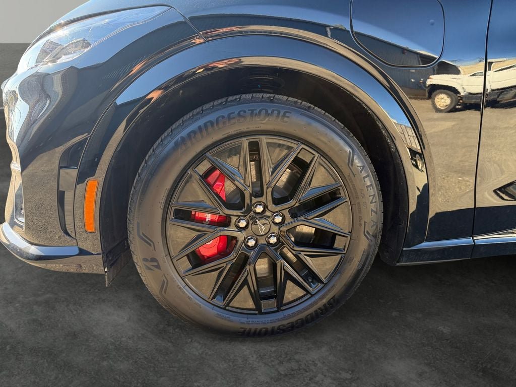 Certified 2025 Ford Mustang Mach-E Premium w/ Sport Appearance Package AWD/4WD image 4