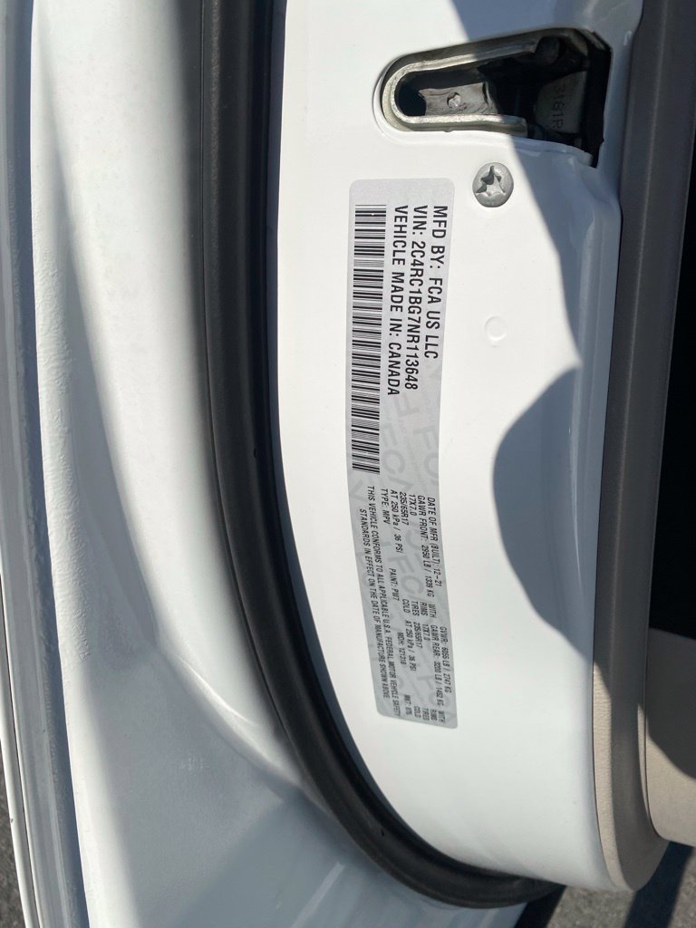 Used 2022 Chrysler Pacifica Touring-L FWD image 14