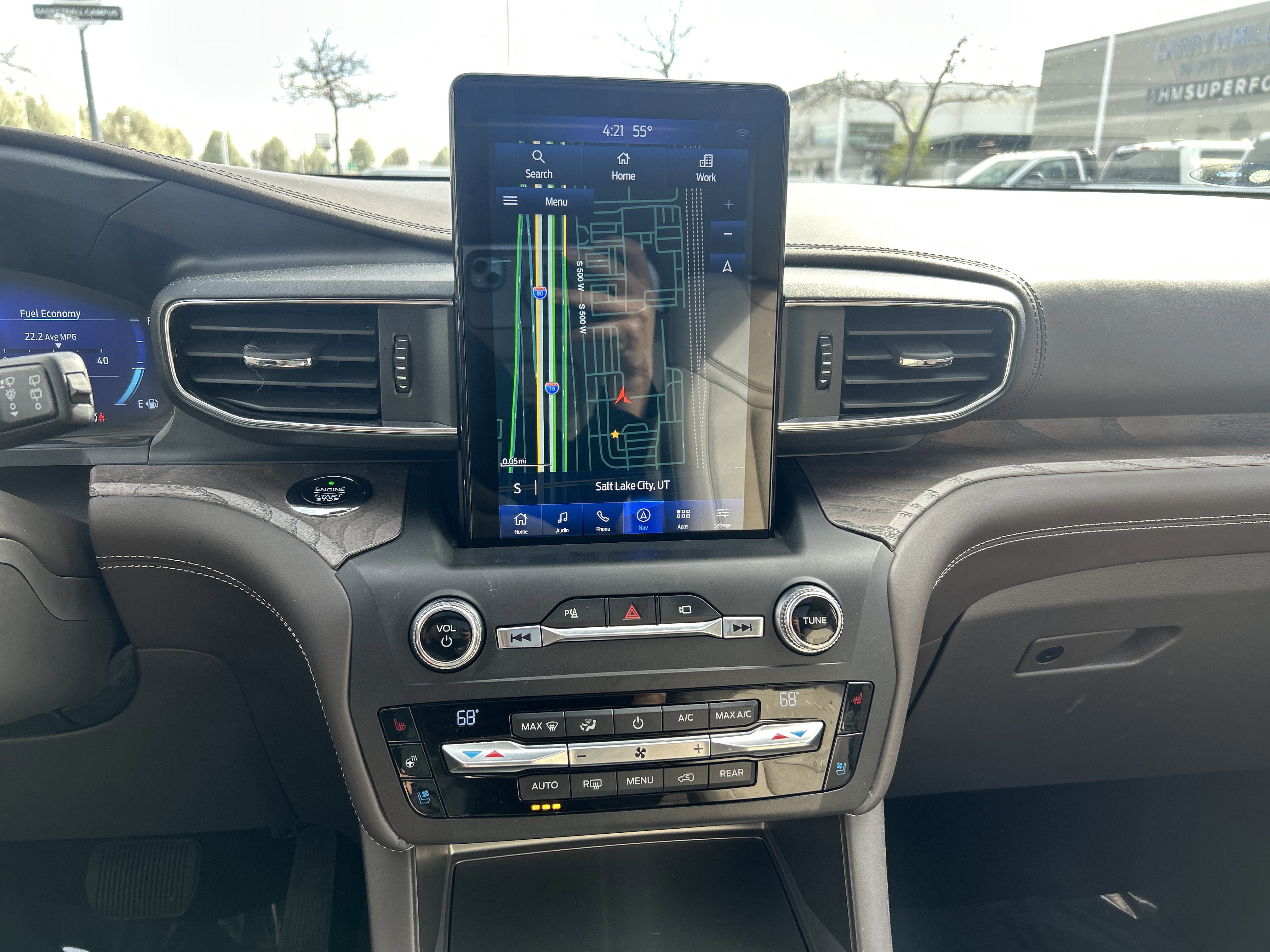 Certified 2020 Ford Explorer Platinum w/ Premium Technology Package image 23