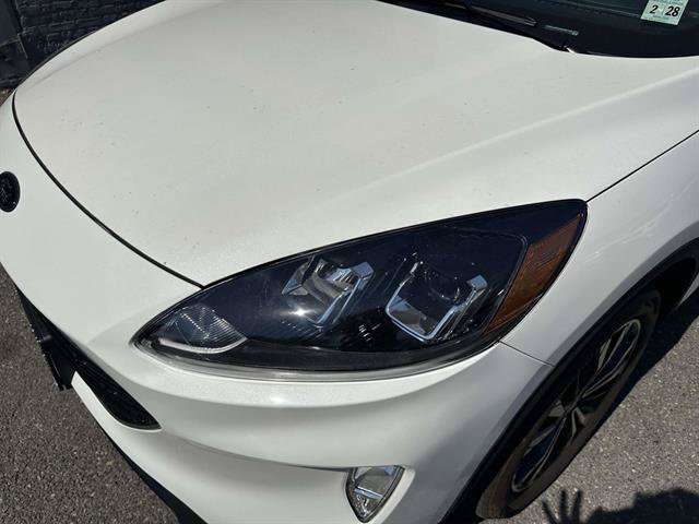 Certified 2022 Ford Escape SEL w/ SEL Stealth AWD Package image 5