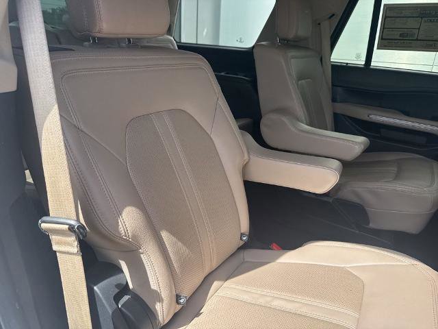 Certified 2024 Ford Expedition Limited image 34