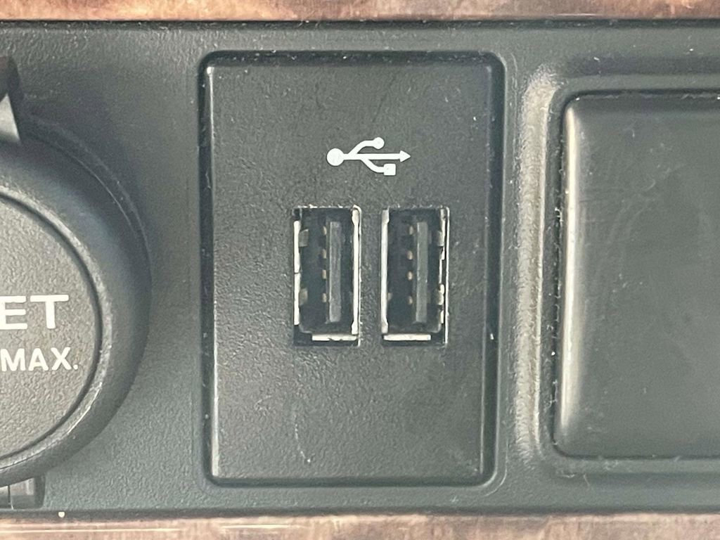 Used 2020 Nissan Armada SL w/ Premium Package image 24