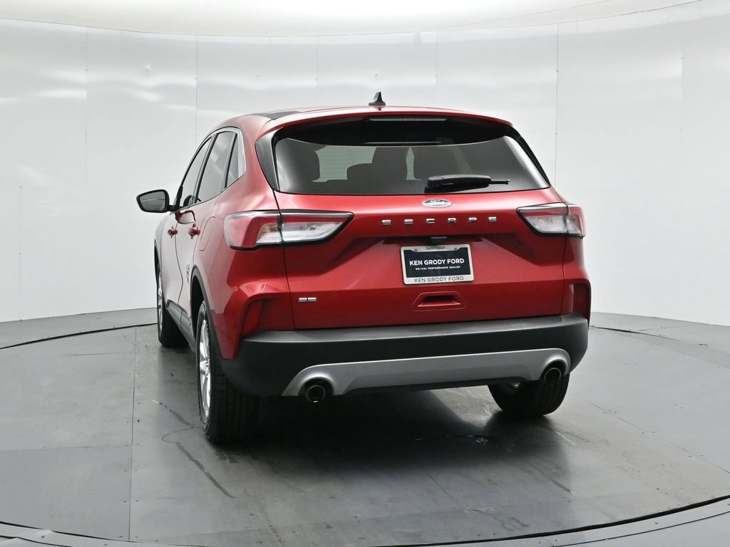 Certified 2022 Ford Escape SE w/ Convenience Package image 32
