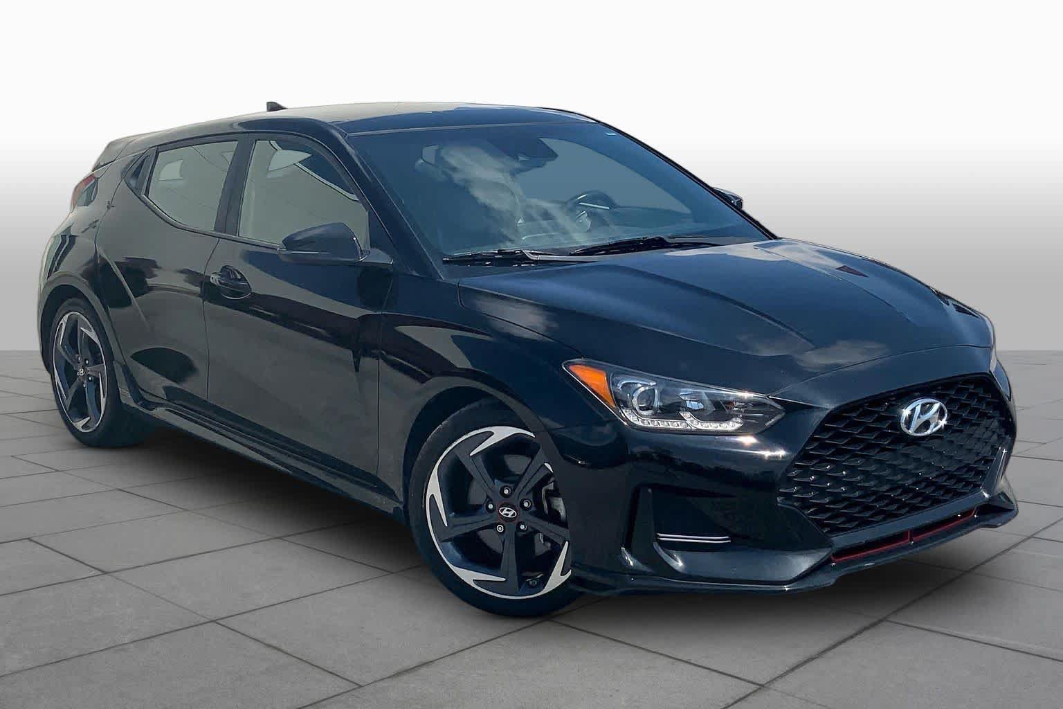 Used 2020 Hyundai Veloster Turbo FWD image 3