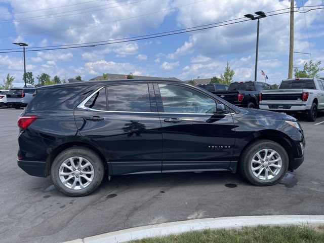 Used 2020 Chevrolet Equinox LT w/ Driver Convenience Package AWD/4WD image 5