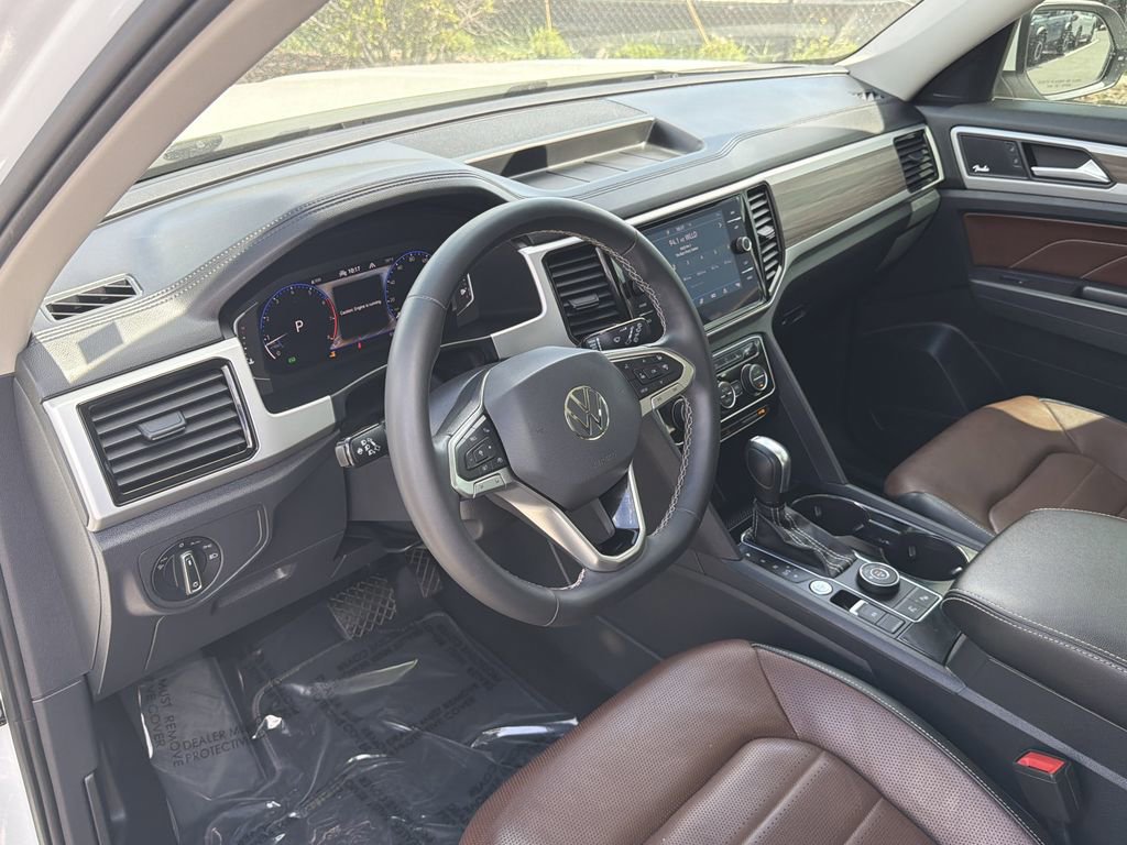 Used 2021 Volkswagen Atlas SEL Premium AWD/4WD image 19