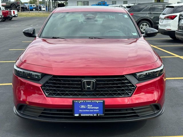 Used 2025 Honda Accord Sport image 9