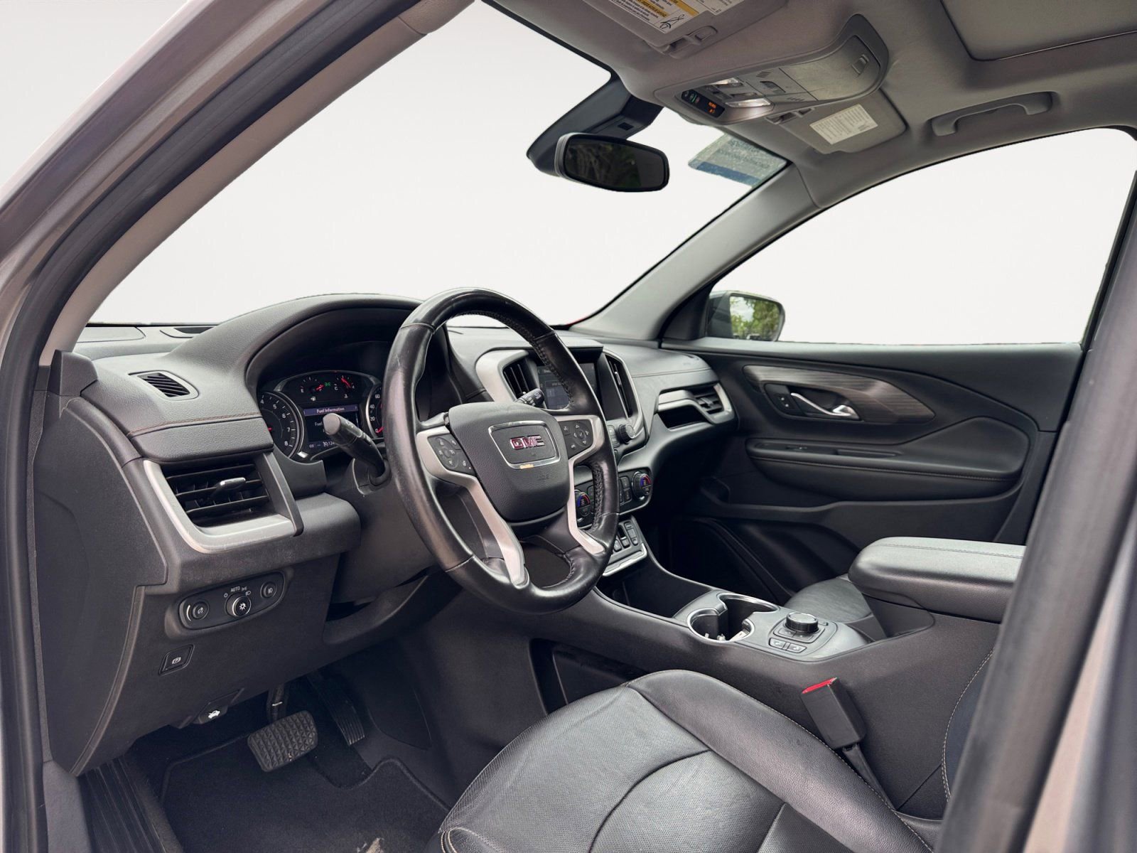 Used 2020 GMC Terrain SLT w/ Preferred Package FWD image 9