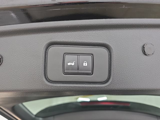 Used 2025 Nissan Pathfinder Platinum w/ Cargo Package AWD/4WD image 36