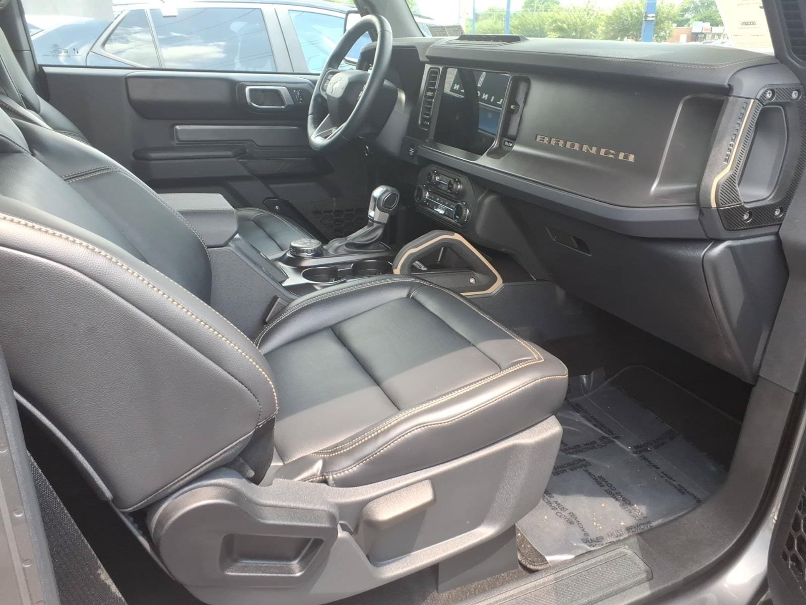 Certified 2025 Ford Bronco Badlands AWD/4WD image 25