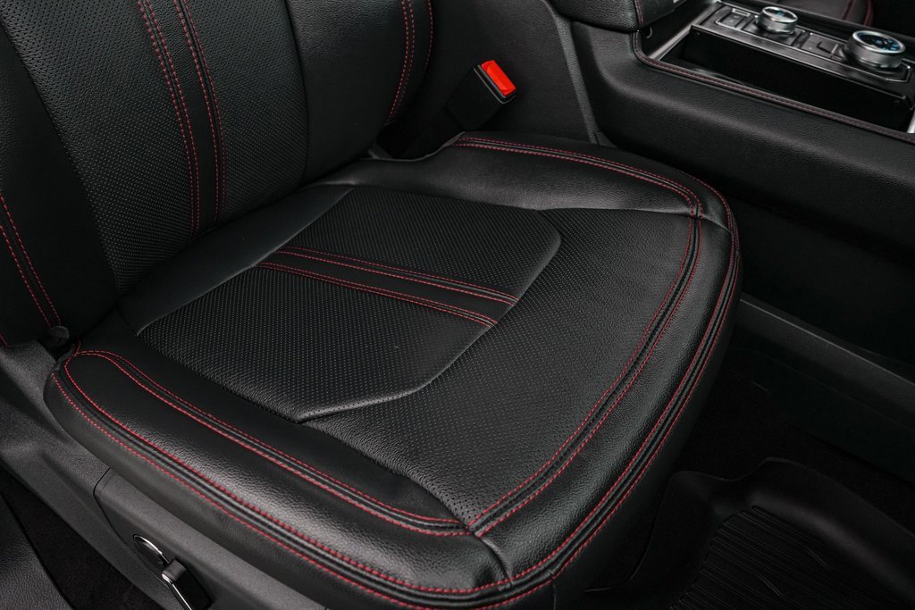 Certified 2024 Ford Expedition Limited image 30