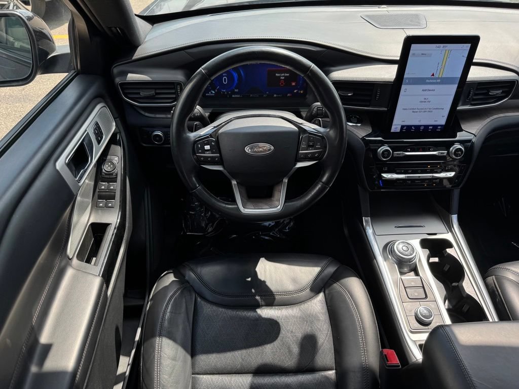Certified 2021 Ford Explorer Platinum w/ Equipment Group 601A AWD/4WD image 11
