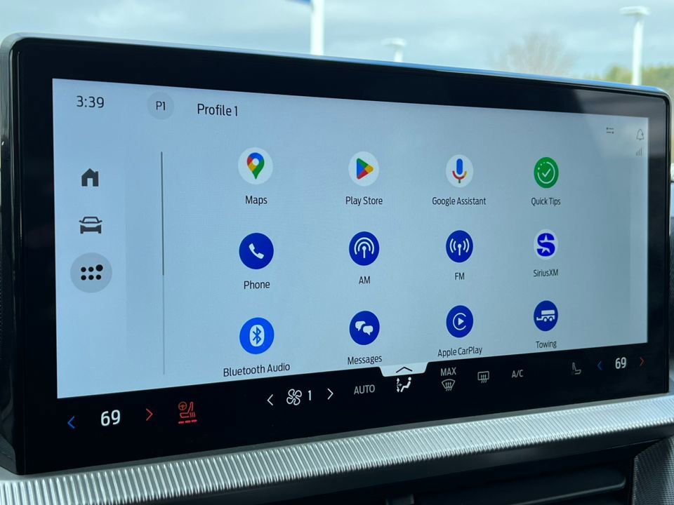 Certified 2025 Ford Explorer ST-Line image 29