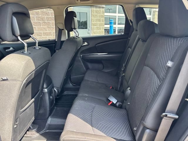 Used 2020 Dodge Journey SE w/ SE Popular Equipment Group FWD image 32