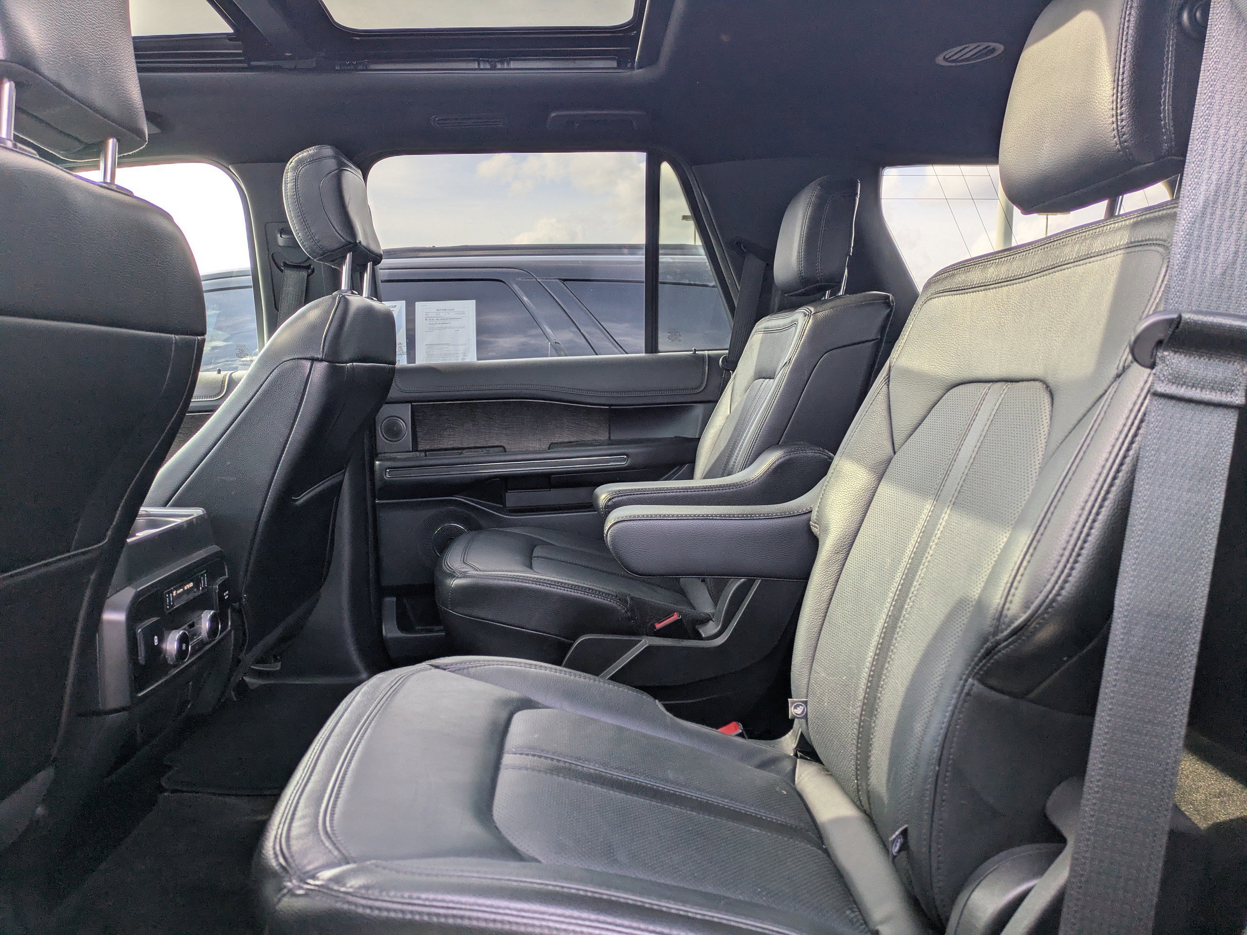 Certified 2020 Ford Expedition Limited image 17