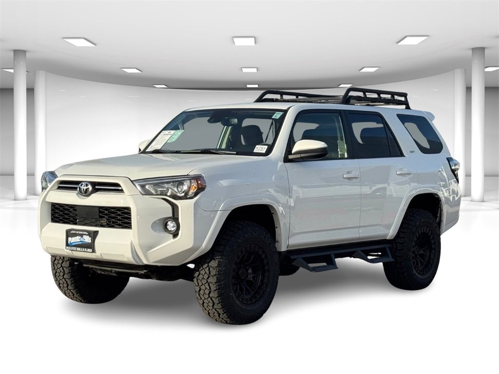 Used 2024 Toyota 4Runner SR5 image 2