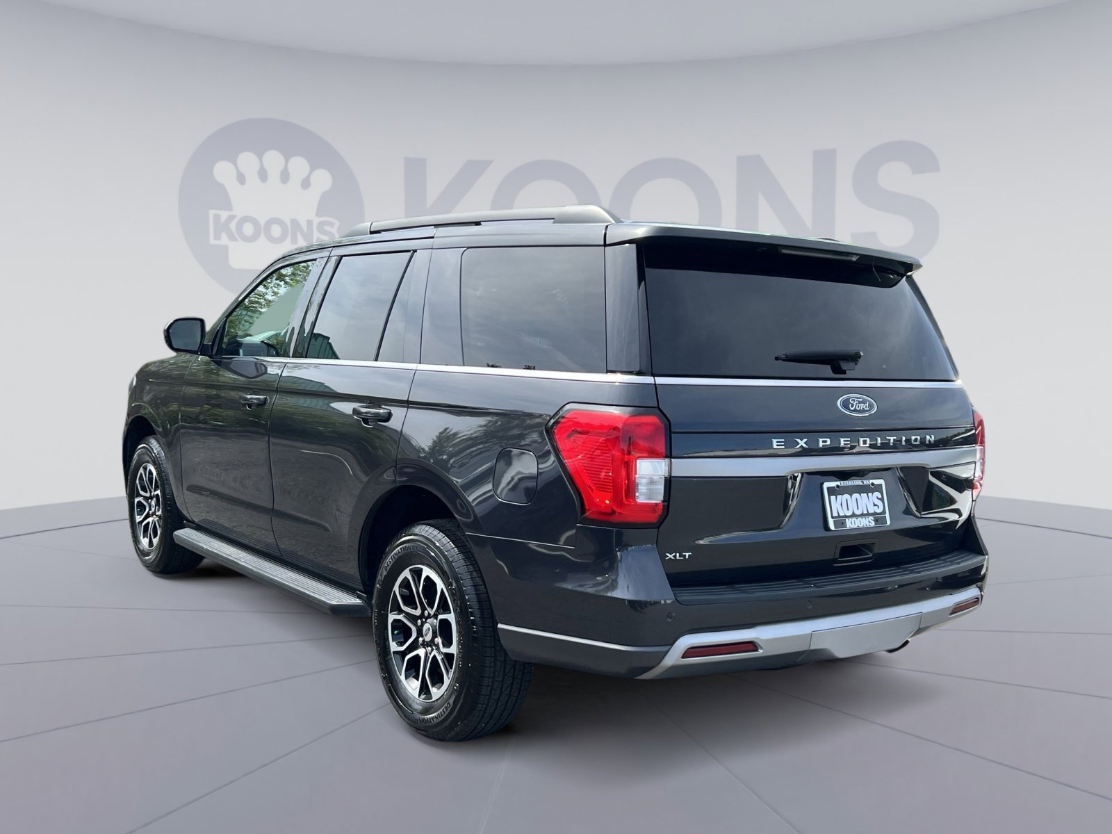 Certified 2024 Ford Expedition XLT AWD/4WD image 14