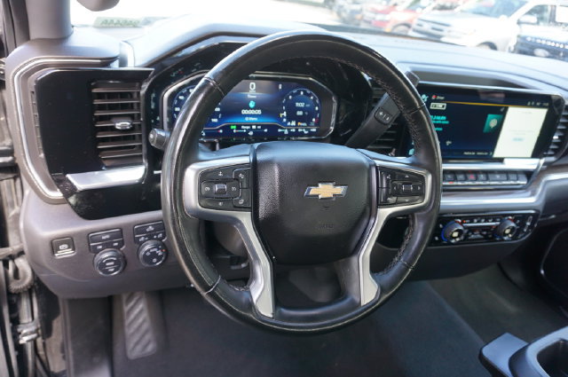 Used 2024 Chevrolet Silverado 1500 LT AWD/4WD image 15