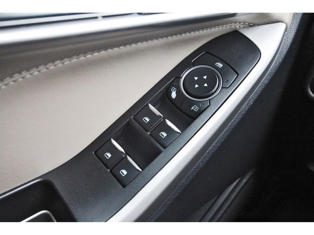 Certified 2022 Ford Explorer XLT w/ Equipment Group 202A image 23